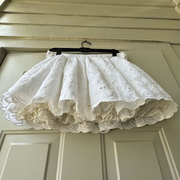Abercrombie & Fitch White Floral Cutout Mini Skirt Size L - Picture 8 of 12